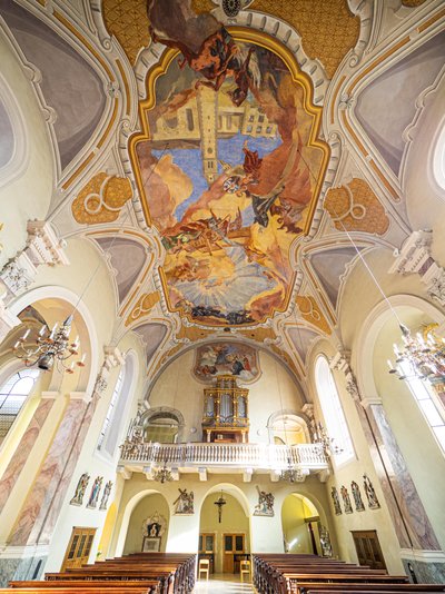 Interiør, takmaleri av Hans Andre, Servitenkirche, Innsbruck, Tyrol, Østerrike, Europa (foto) av Unbekannter Künstler