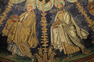 Mosaikk av taket i Baptistery of Neon. Detalj av prosesjonen til de tolv apostlene som fortsetter rundt midtmosaikken i to retninger, og endte med at Saint Peter møtte Saint Paul. 5. århundre, Ravenna, Italia. Registrert som UNESCO World Heri av Unbekannt