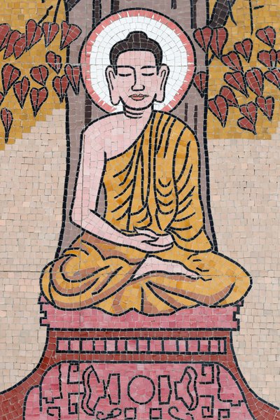 Ong Nui buddhistpagode, veggfreskomaleri, Buddhas liv, Shakyamuni Buddha som sitter i meditasjonsstillingen under Bodhi-treet, Quy Nhon, Vietnam, 2019 (bilde) av Unbekannt