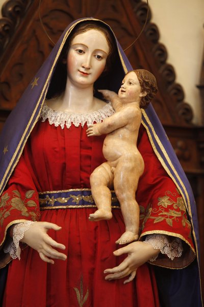 Confraternity Oratory of the Holy Crucifix (1714), Gallipoli, Apulia Virgin & child, Gallipoli, Italia av Unbekannt