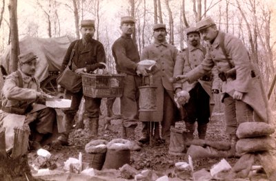 Fotografi fra et personlig album av en infanteriløytnant under de første månedene av første verdenskrig av Unbekannt