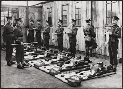 Queen's Royal Surrey Regiment av Unbekannt