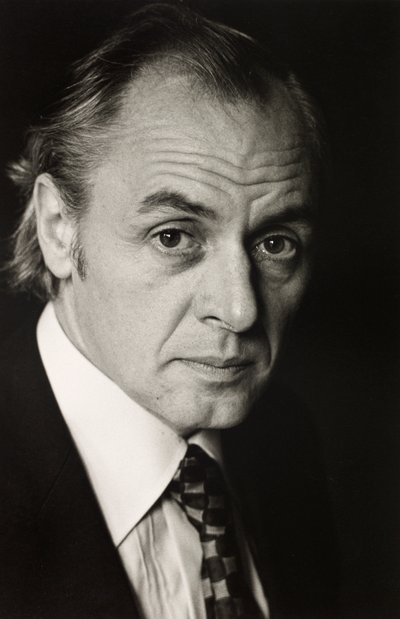 R.D. Laing   1351520   no       norwegian Successfully Translated  Original: Le Baiser, 1868. Translat: Le Baiser, 1868. 1199289 no norwegian Successfully Translated Original: St. Luke; St. Lucian; St. Irene; St. Hilarion Translat: St. Luke; St. Lucian; St av Unbekannter Künstler