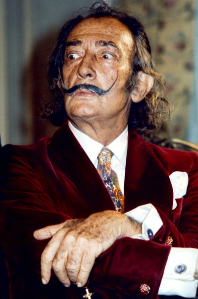 Salvador Dali (1904-1989) spansk kunstner av surrealisme, her C. 1968 (bilde) av Unbekannt