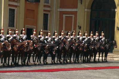 Soldater til hest på cuirassiers galla av William M. Timlin