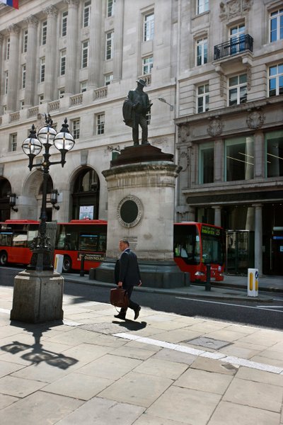 Statue av James Henry Greathead, London (bilde) av Unbekannt