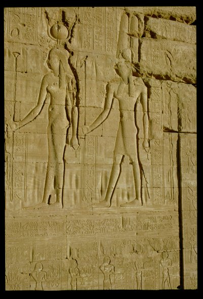 Senket relieff som viser Hathor og Horus (bilde) av Unbekannt