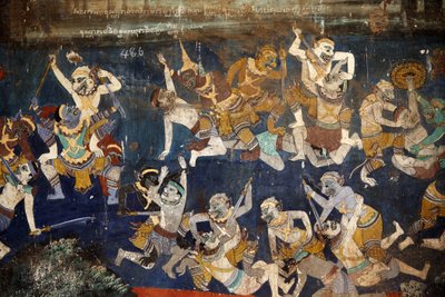 Det indre av sølvpagodens sammensatte vegger er dekket med veggmalerier som viser historier fra Reamker, dvs. Khmer-versjonen av det klassiske indiske eposet, Ramayana. Noen deler av veggmaleriene er forringet og værskadet. Veggmaleriene var s av Unbekannt