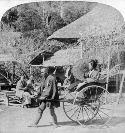 En morgentur i en jinrikisha-rickshaw, Sugita, Japan, 1896. av Underwood and Underwood