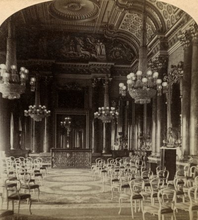 Ballroom, Buckingham Palace, London. av Underwood and Underwood