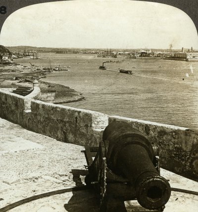 Cannon, Morro Castle, Havana, Cuba. av Underwood and Underwood