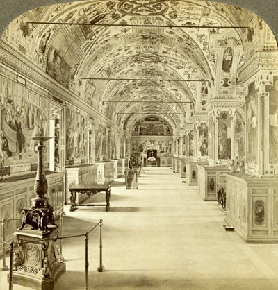 Interiør i Vatikanets bibliotek, Roma, Italia. av Underwood and Underwood