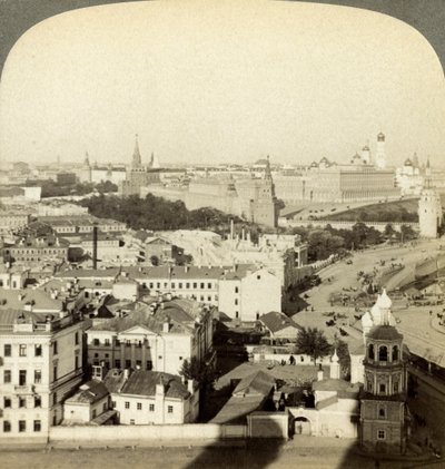 Kremlmuren, Moskva, Russland. av Underwood and Underwood