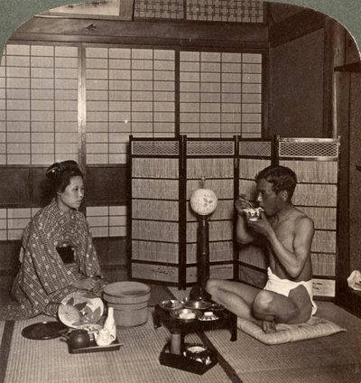 Sommer kveldsmåltid på et hotell, Hiroshima, Japan, 1904 av Underwood and Underwood