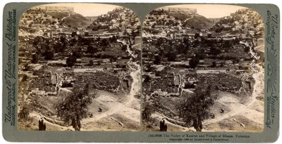 Kedron-dalen og landsbyen Siloam, utenfor muren til Jerusalem, Palestina, 1896. av Underwood and Underwood