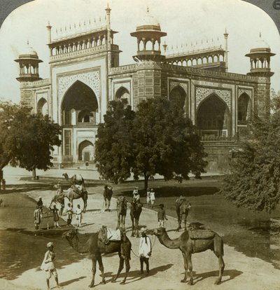 Graven til Akbar, Sikandarah, Uttar Pradesh, India, ca 1900-tallet. av Underwood and Underwood