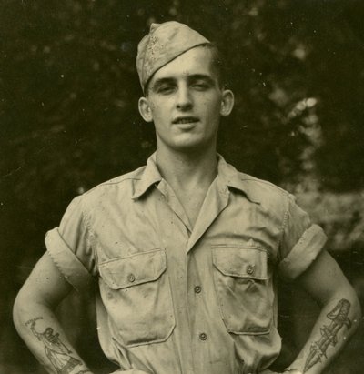 Tatovert amerikansk soldat, ca. 1941 av Unknown