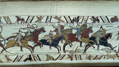 Erobring av England av hertugen av Normandie Vilhelm Erobreren (1027-1087) i 1066: det normanniske kavaleriet ble angrepet i slaget ved Hastings. Detalj av billedvev av Bayeux eller broderi av dronning Mathilde av Unknown artist