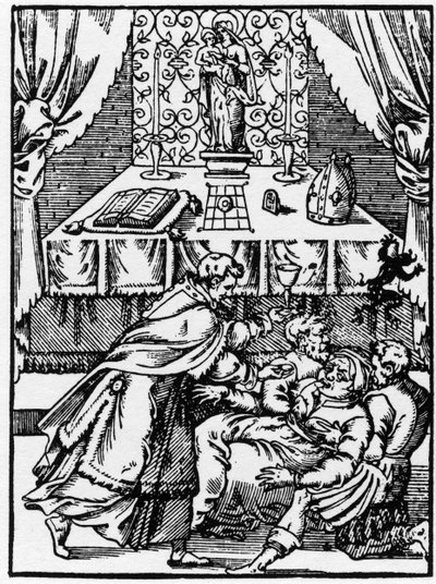 Eksorcisme: en demon forlater kroppen til en heksebesatt mens en prest tilbyr ham nattverd - Gravering av "" vidunderlige historier" av Pierre Boaistuau av Unknown artist
