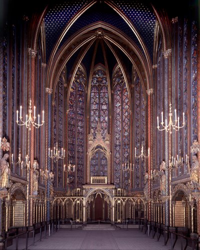 Innvendig utsikt over Sainte Chapelle of Paris: High Chapel, Architecture av Unknown artist