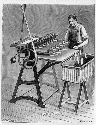 Lage kort å spille etter gamle metoder. Decoupage av spillekort. Gravering fra 1893. av Unknown artist