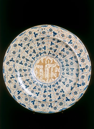 Tallerken med krystallisert monogram, Valencia-produksjon av Unknown artist