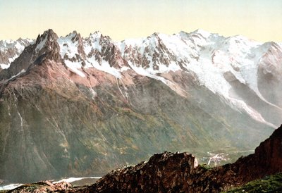 Utsikt over Mont Blanc: Mont Blanc-kjeden rundt 1890 av Unknown artist