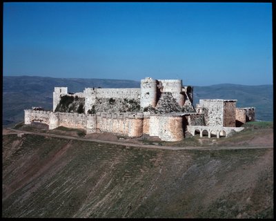 Utsikt over Krak of the Knights, Crusader castle, ca. 1100 (Fotografi) av Unknown artist