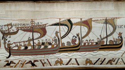 Erobring av England av den normanniske hertugen Vilhelm Erobreren (1027-1087) i 1066: den normanniske flåten nærmer seg den engelske kysten ved Pevensey. Detalj av Bayeux-teppet eller broderi av dronning Mathilde av Unknown artist