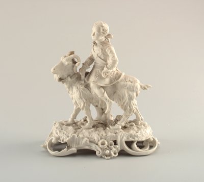 Figur av en gutt på en vær av Unknown artist