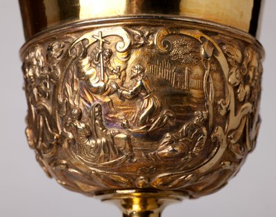 Metallsmedarbeid. Kalk. Gave fra kaniken A. Le Vaillant de la Bassarderie, dekan ved katedralen kapittel 1726 til 1758. 1700-tallet. Detalj. av Unknown artist
