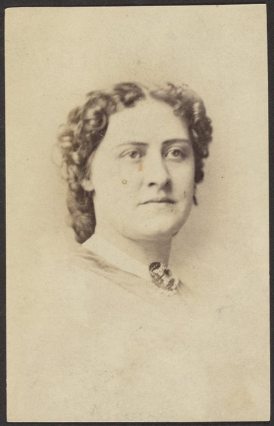 Portrett av frøken Latimer av Unknown artist
