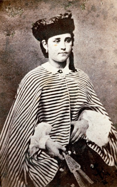Portrett av Teresita Garibaldi (1845-1903), datter av den italienske patrioten og heltene til Risorgimento Giuseppe Garibaldi (1807-1882) og hans første kone Anita (1821-1849). Fotografi privat samling av Unknown artist