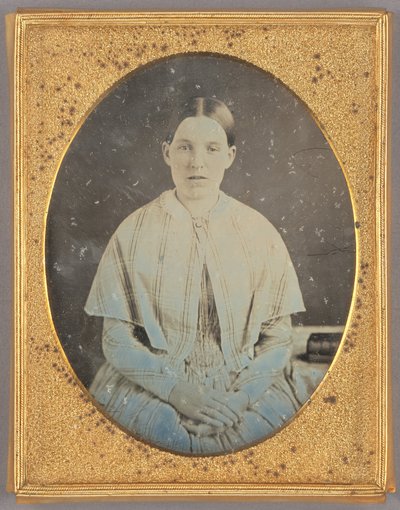 [Portrett av en sittende kvinne] av Unknown artist