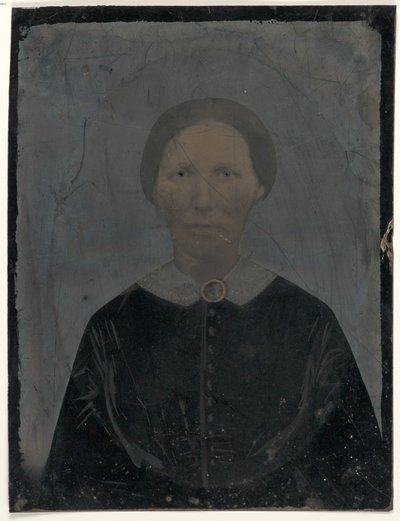 [Portrett av kvinne] av Unknown artist
