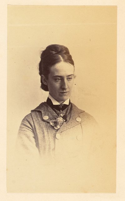 [Portrett av kvinne] av Unknown artist