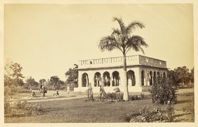 [Baradari i Wingfield Park, Lucknow] av Unknown artist