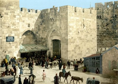 Døren til Jaffa i Jerusalem. Photochrome sd. mellom 1890-1900. av Unknown artist