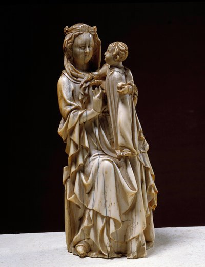 Virgin and Child Elfenbensskulptur fra 1300-tallet. av Unknown artist