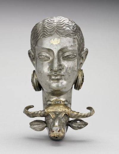 Kvinne og vannbøffel Rhyton av Unknown artist