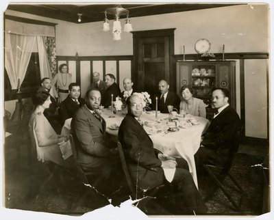 Arthur Schomburg og William Edouard Scott med andre av Unknown photographer
