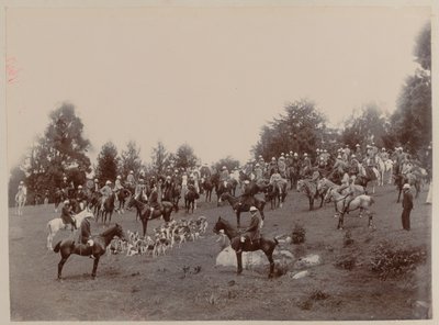 Britiske og indiske ryttere på et møte i Ootacamund-jakten av Unknown photographer