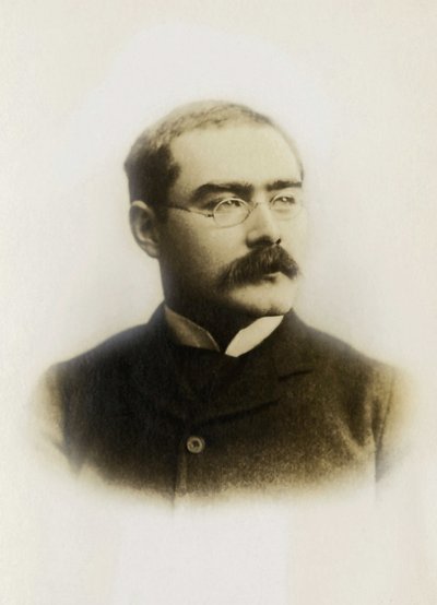 Portrett av Rudyard Kipling (1865-1936), engelsk forfatter. av Unknown photographer