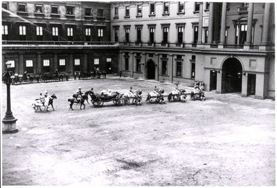 Dronning Victoria forlater Buckingham Palace, Diamond Jubilee, 22. juni 1897 (s/hvitt-bilde) av Unknown photographer