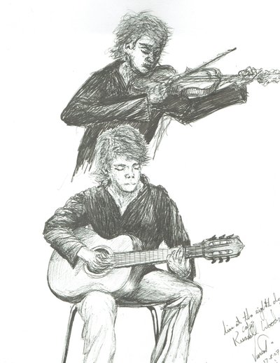 Gitaristen og fiolinisten ved 8th day cafe Manchester, 2007 av Vincent Alexander Booth