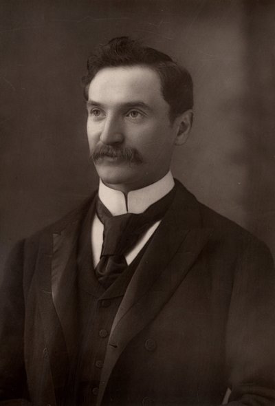 ""Solomon Joseph Solomon (1860-1927) engelsk portrett- og veggmaler. I første verdenskrig introduserte han bruken av kamuflasje i den britiske hæren. (woodburytype) av W. and D. (after) Downey