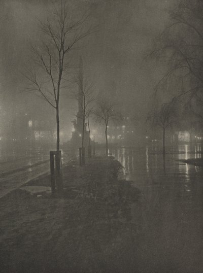 Våt natt, Columbus Circle, New York, ca. 1925 (foto) av William A. Fraser