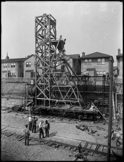Bygger en betongblander på 1910 63rd Street, Brooklyn, ca. 1914 av William Davis Hassler