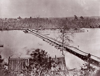 Pontoon Bridge, Broadway Landing, Appomattox River, 1861-65. av William Frank Browne