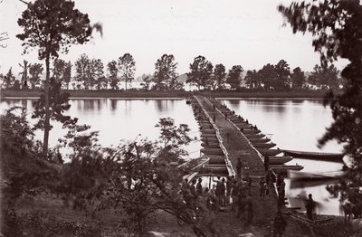 Pontongbro over James River, ca. 1864. av William Frank Browne
